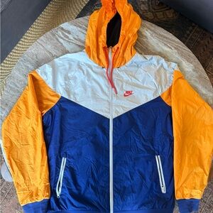 Nike Sportswear Men's Windbreaker Jacket